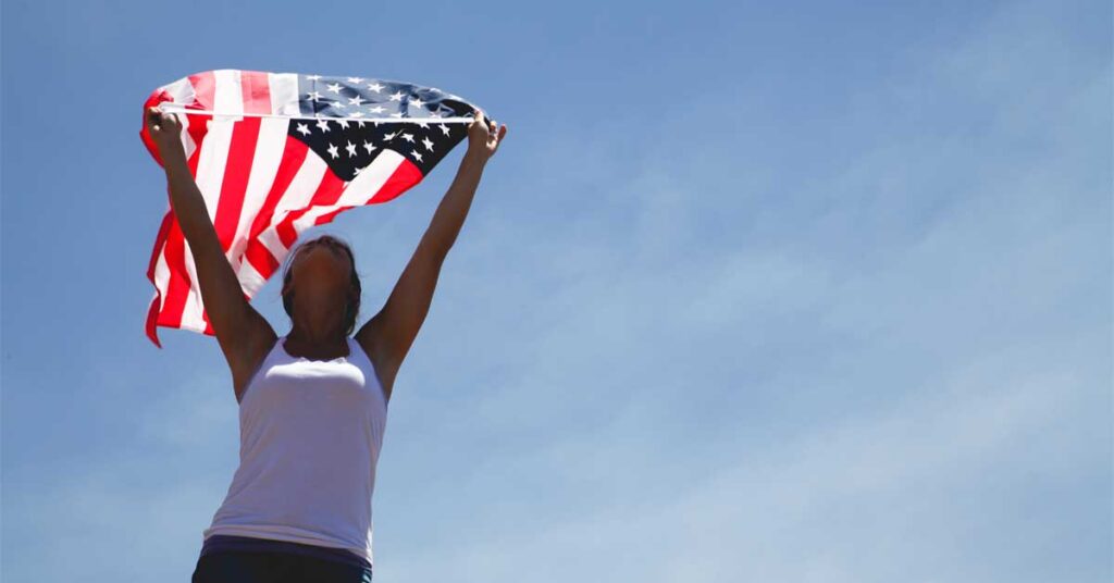 5 reasons you should apply for U.S. citizenship NOW