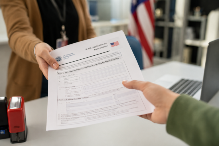 Formularios de ciudadania americana/U.S. Citizenship