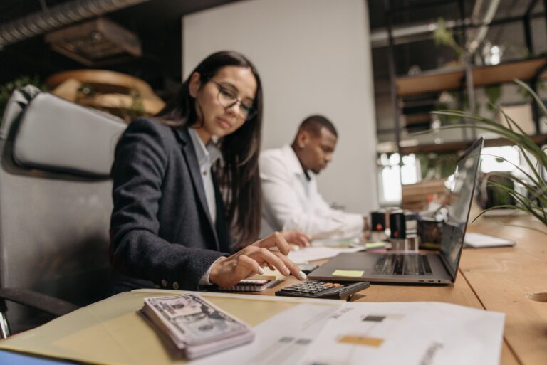 Professional working under the TN Visa / profesional trabajando bajo la visa TN